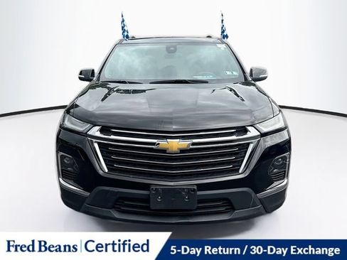 Used 2023 Chevrolet Traverse LT AWD/4WD image 2