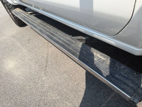 Used 2019 GMC Sierra 1500 Denali w/ Denali Ultimate Package AWD/4WD image 15