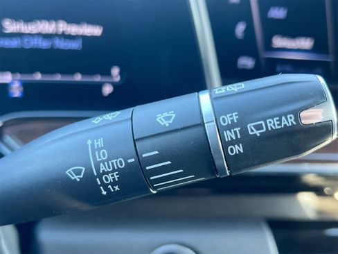 Used 2023 Cadillac Escalade Sport Platinum image 25