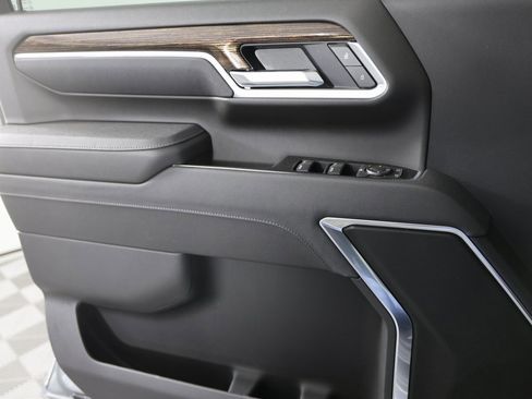 New 2026 GMC Sierra 2500 SLE w/ SLE Value Package; image 26