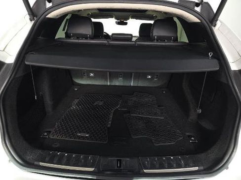 Used 2020 Jaguar F-PACE Prestige image 7