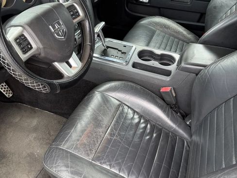 Used 2013 Dodge Challenger R/T RWD image 8