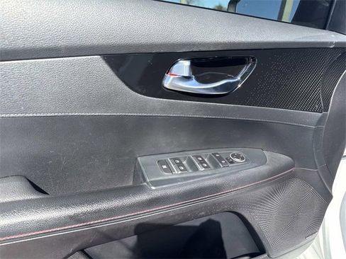 Used 2021 Kia Forte GT w/ GT2 Package image 16
