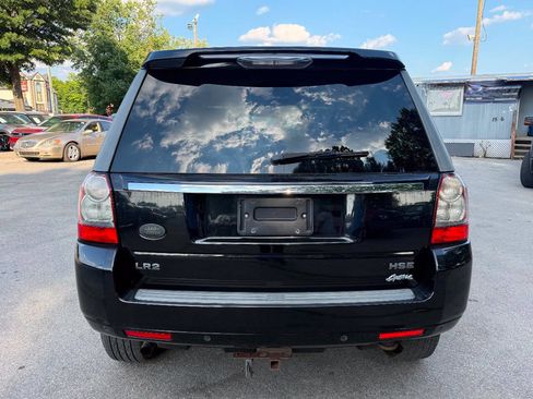 Used 2012 Land Rover LR2 HSE AWD/4WD image 5