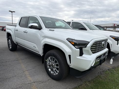 New 2026 Toyota Tacoma Limited AWD/4WD image 2