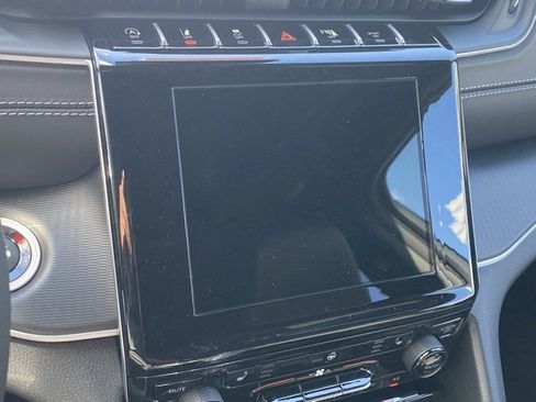 New 2025 Jeep Grand Cherokee Altitude w/ Trailer Tow Package image 41