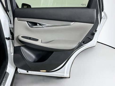 Used 2023 INFINITI QX50 Luxe image 30
