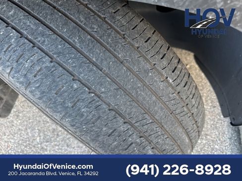 Certified 2023 Hyundai Tucson Limited image 18