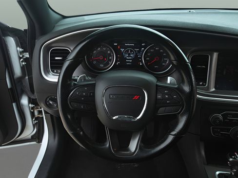 Used 2022 Dodge Charger R/T RWD image 30