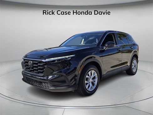 Certified 2025 Honda CR-V LX image 9