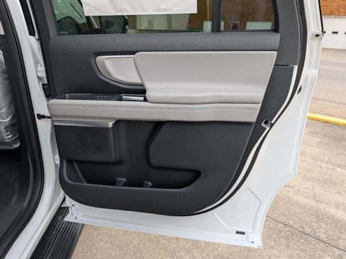 New 2026 Ford Expedition Max Active image 15