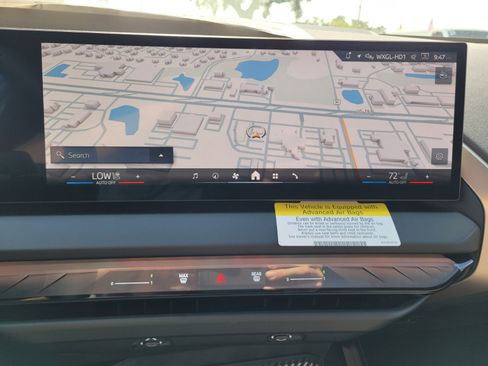 Used 2025 BMW X3 xDrive30i w/ Convenience Package image 22