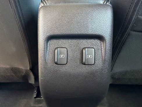 Certified 2023 Nissan Kicks SV FWD image 28