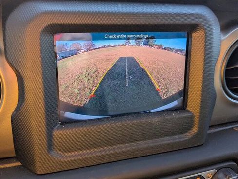 Used 2020 Jeep Wrangler Unlimited Sport S image 21