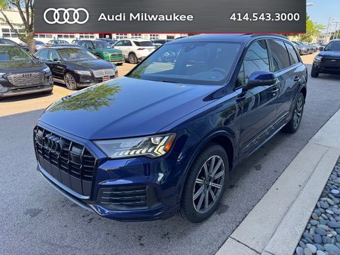 Used 2023 Audi Q7 2.0T Premium Plus w/ Premium Plus Package AWD/4WD image 6