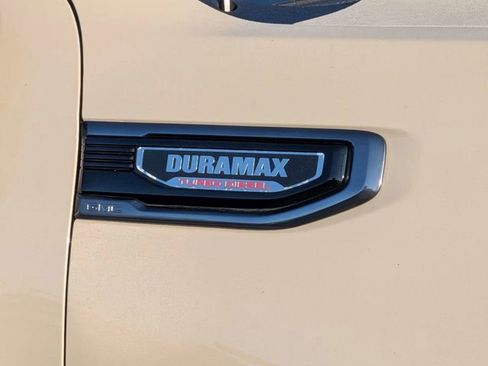 Used 2023 GMC Sierra 1500 AT4 w/ AT4 Premium Package image 11