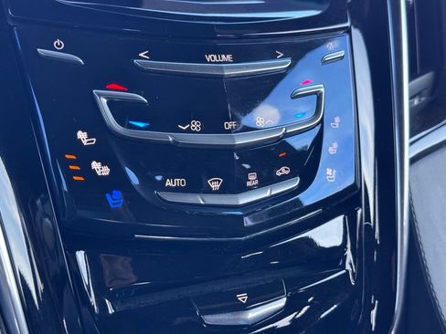 Used 2017 Cadillac Escalade Platinum AWD/4WD image 14