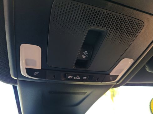 Used 2025 Honda CR-V Sport Touring image 21