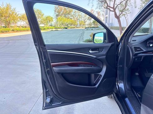 Used 2014 Acura MDX FWD image 19
