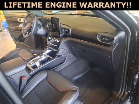 Used 2024 Ford Explorer ST w/ Technology Package image 27