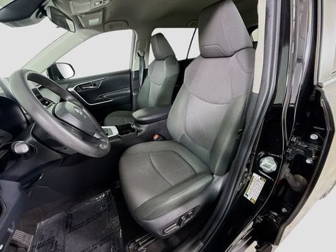 Used 2023 Toyota RAV4 XLE FWD image 19