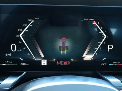 Certified 2025 BMW 740i image 21