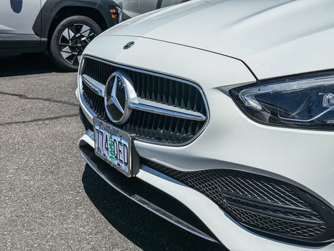 Used 2023 Mercedes-Benz C 300 4MATIC Sedan image 3