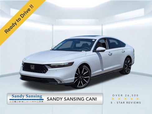 Used 2023 Honda Accord Touring image 1