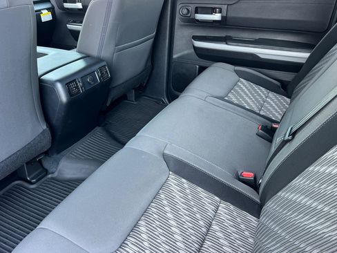 Certified 2021 Toyota Tundra SR5 AWD/4WD image 12