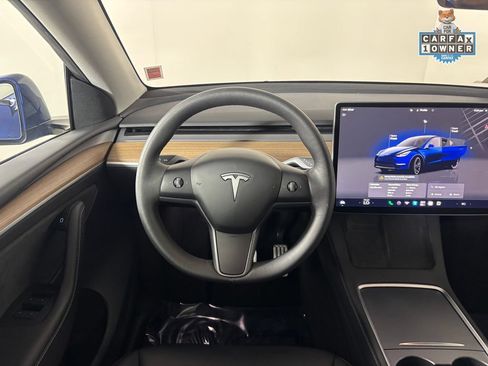 Used 2023 Tesla Model Y Performance AWD/4WD image 15