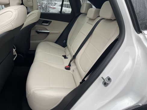 New 2026 Mercedes-Benz GLC 300 GLC 300 SUV image 37