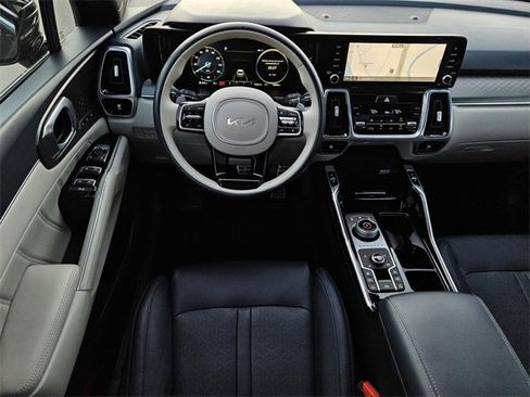 Certified 2023 Kia Sorento SX Prestige image 19