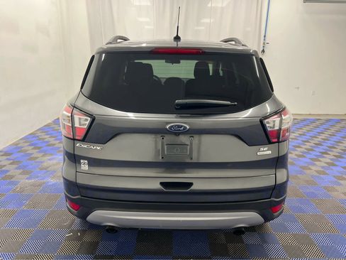 Used 2018 Ford Escape SE image 10