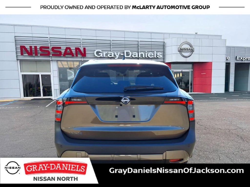 Certified 2027 Nissan Kicks SR FWD image 7