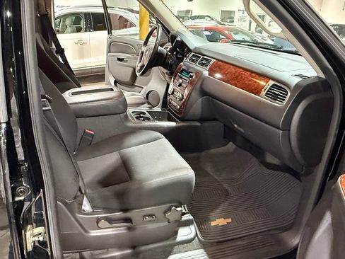 Used 2014 Chevrolet Tahoe LS w/ Texas Edition RWD image 14
