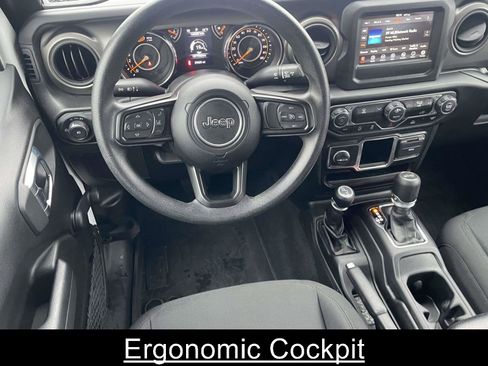 Used 2022 Jeep Wrangler Unlimited Sport image 10