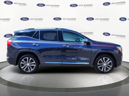 Used 2019 GMC Terrain Denali w/ Advanced Safety Package AWD/4WD image 6
