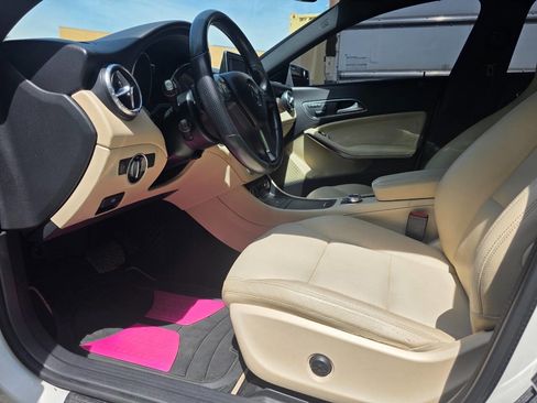 Used 2014 Mercedes-Benz CLA 250 image 13