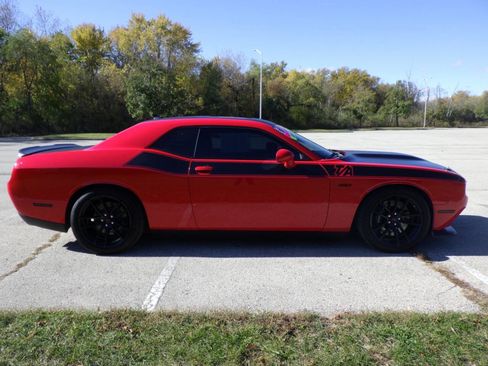Used 2017 Dodge Challenger T/A image 6