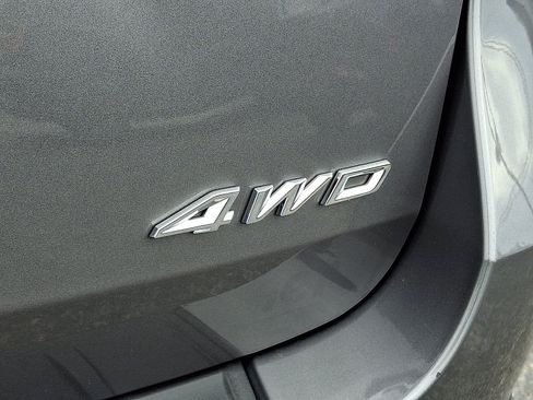 Used 2023 Ford Explorer XLT AWD/4WD image 28