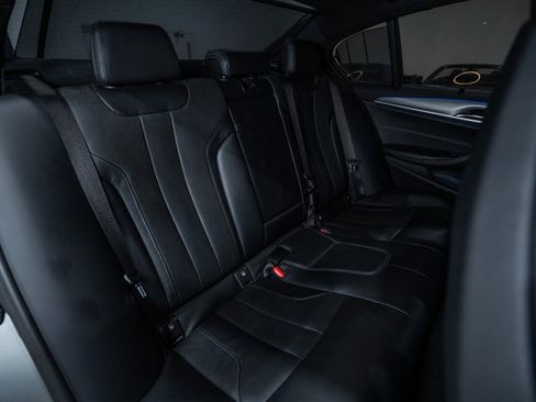 Used 2019 BMW M5 w/ Executive Package image 33