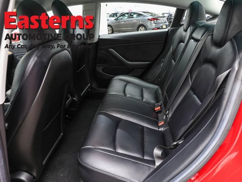 Used 2018 Tesla Model 3 Long Range RWD image 16