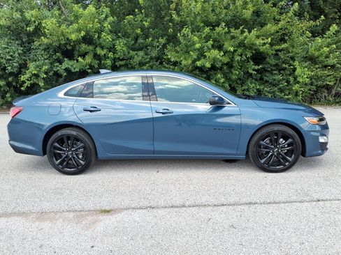 Used 2025 Chevrolet Malibu LT w/ Sport Edition FWD image 28
