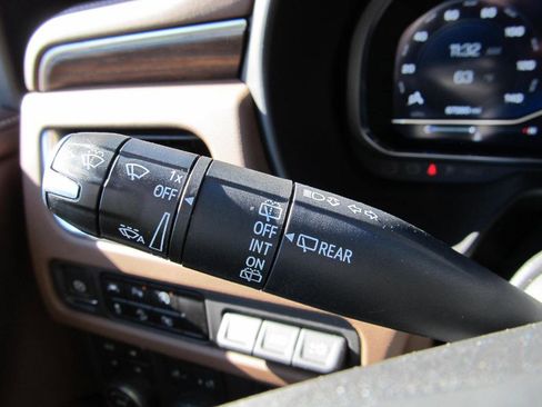 Used 2023 Chevrolet Tahoe High Country image 56