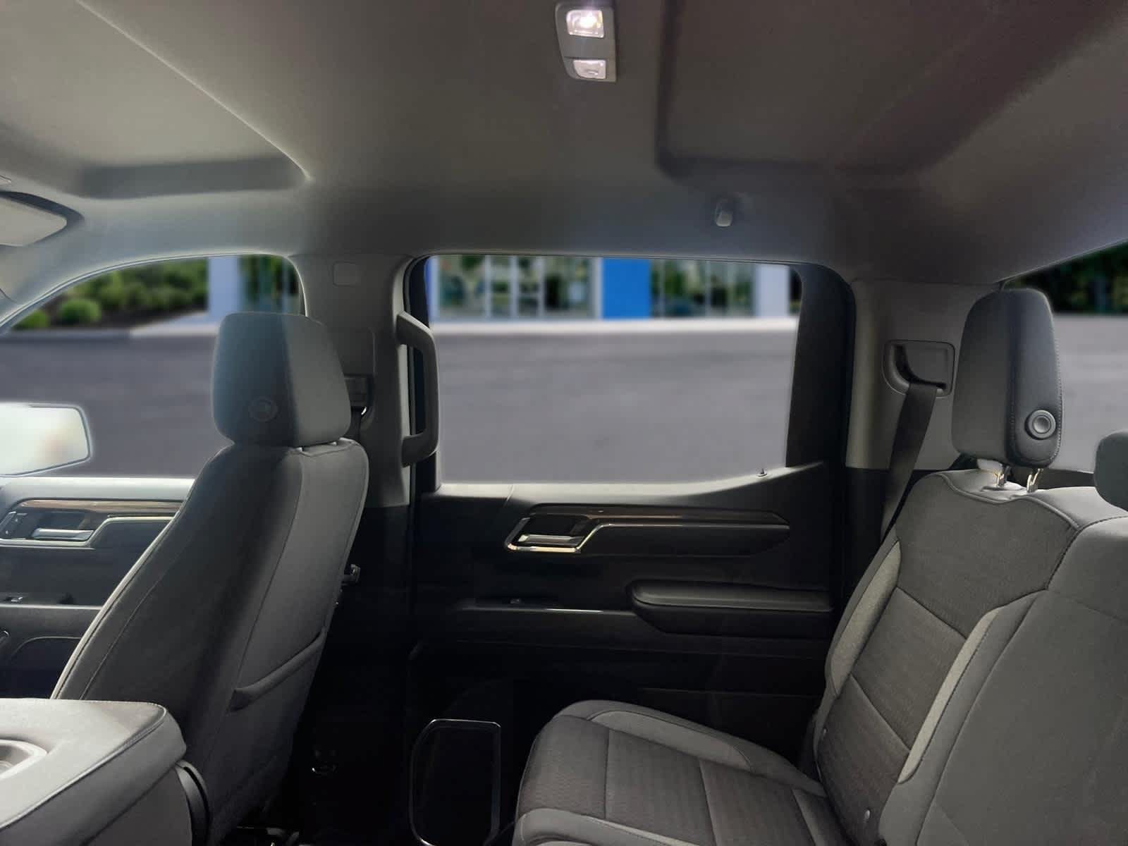 Used 2023 Chevrolet Silverado 1500 LT AWD/4WD image 26