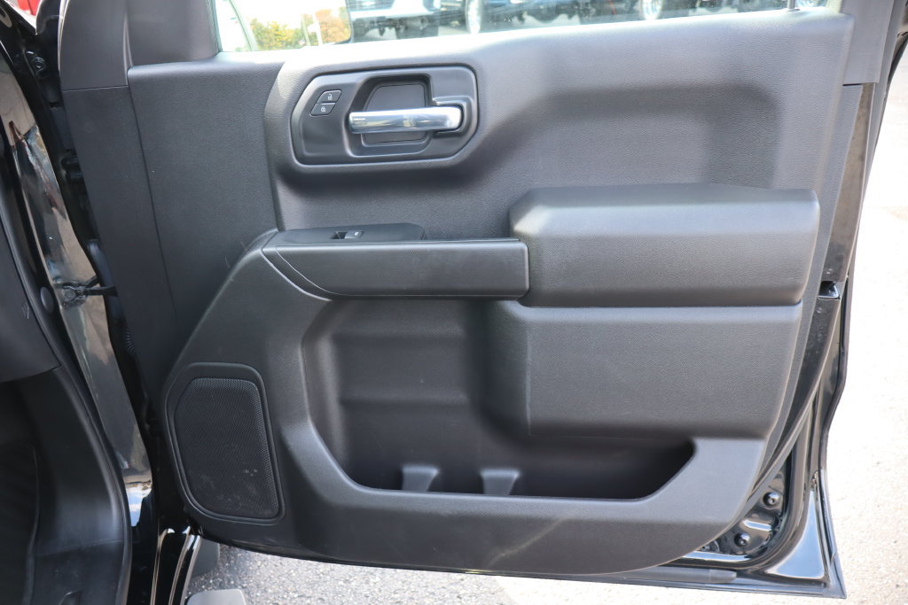 Used 2022 Chevrolet Silverado 1500 Custom w/ Safety Confidence Package AWD/4WD image 19