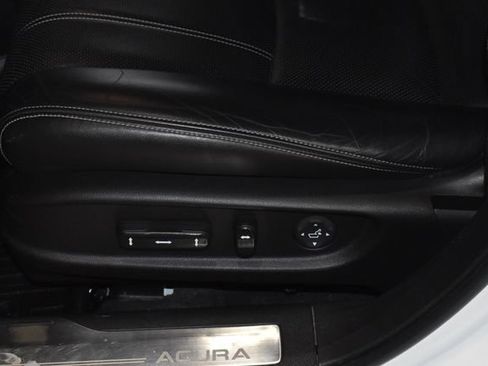 Used 2018 Acura RLX Sport Hybrid w/ Advance Pkg image 13