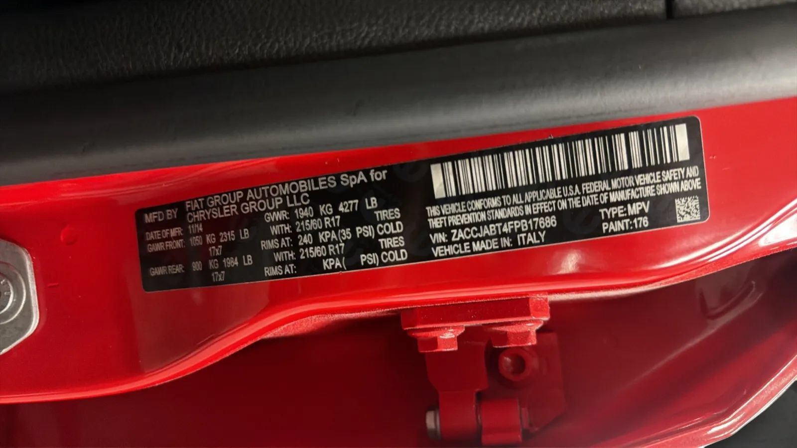 Used 2015 Jeep Renegade Latitude w/ Popular Equipment Group FWD image 29