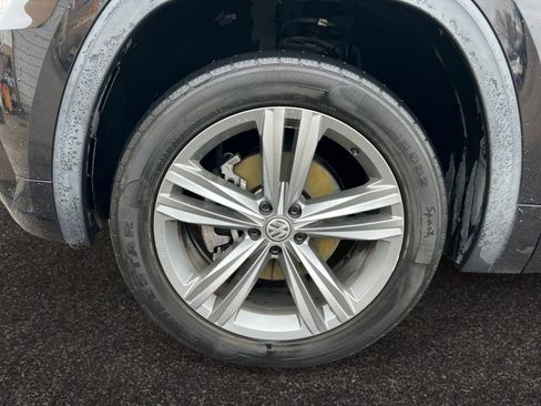 Used 2019 Volkswagen Atlas SEL R-Line image 14