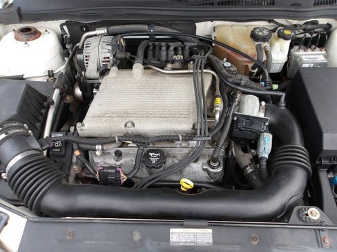 Used 2004 Chevrolet Malibu LS FWD image 42